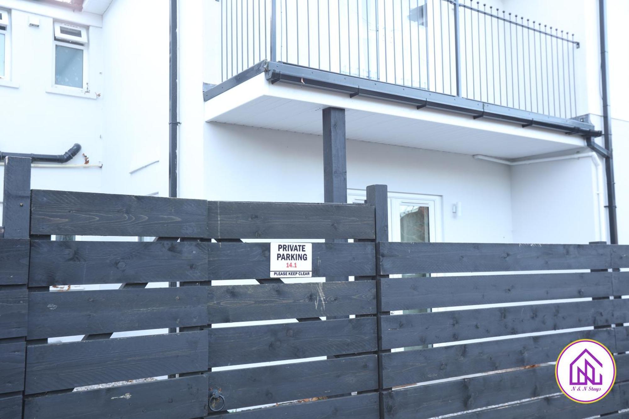 Apartment North Road - Perfectly Placed, Close To Town & Castle With Private Parking Cardiff